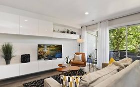 Condo 24! Prized Location. Modern! Bright! Enjoy!