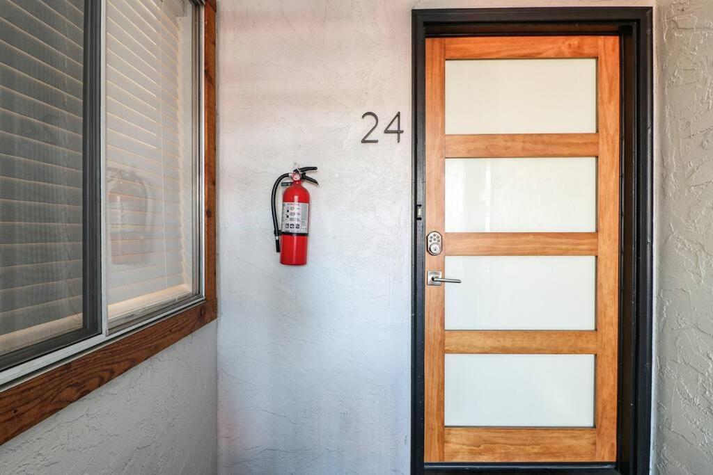 Condo 24! Prized Location. Modern! Bright! Enjoy! Boise Exterior photo